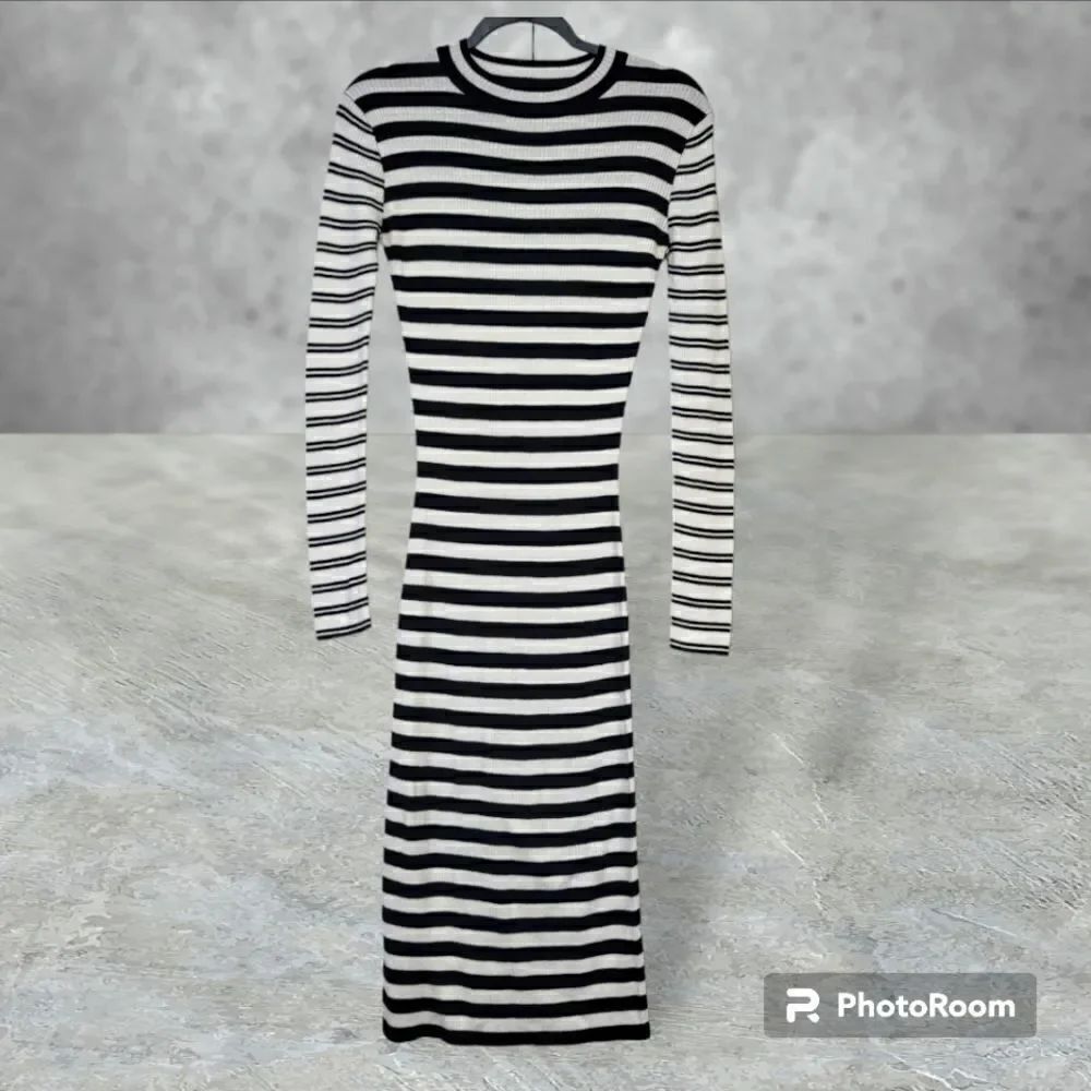 DO+BE ribbed stripped midi long sleeve dress, medium